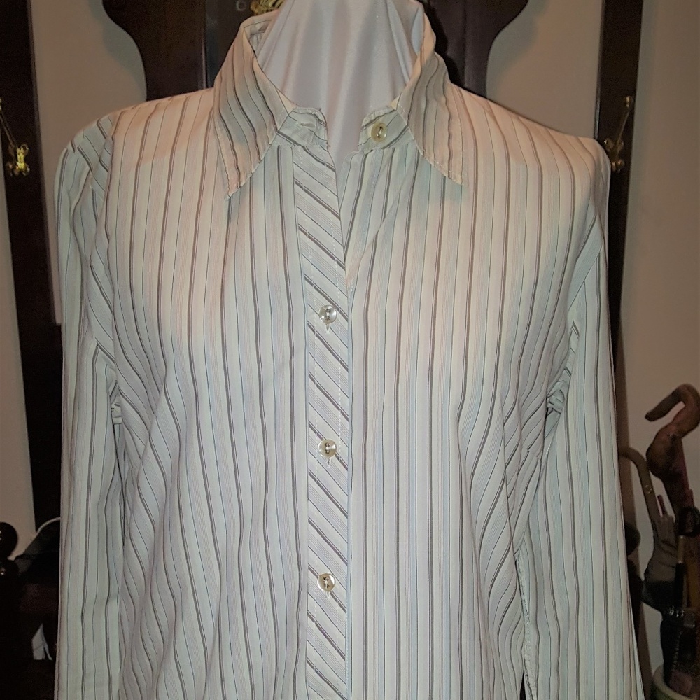 Women's clothing